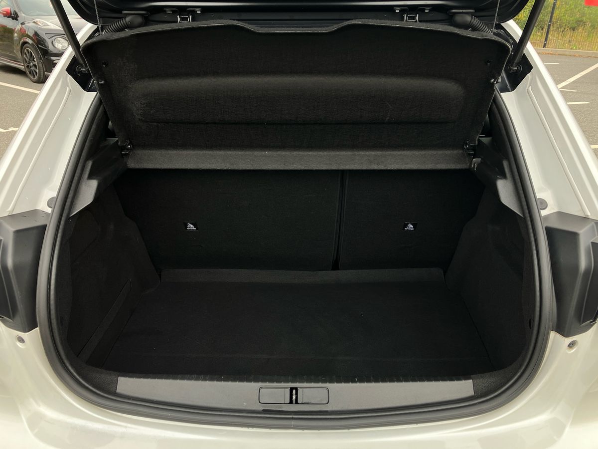 Used Peugeot 208 2021 for sale - 76142168: Photo 23