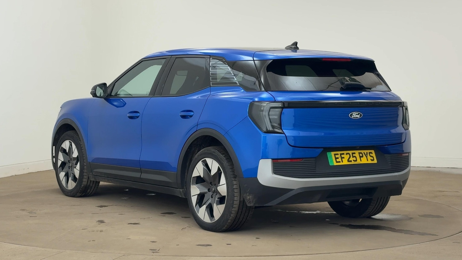 Used Ford Explorer 2025 for sale - 76969321: Photo 2