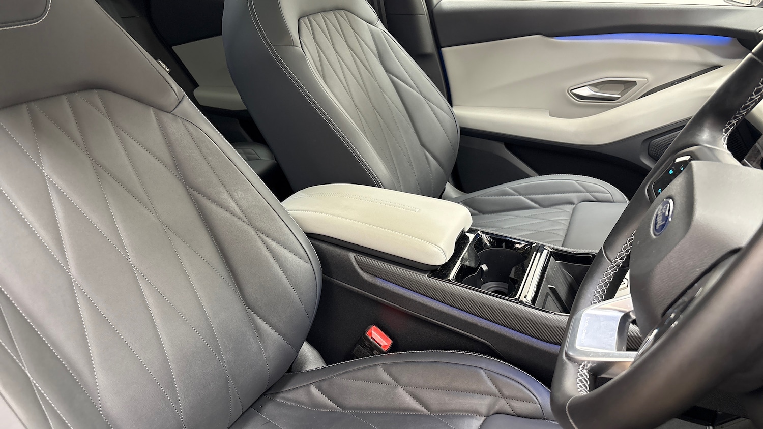 Used Ford Explorer 2025 for sale - 76969321: Photo 20