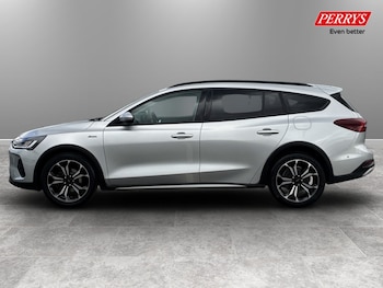 Used Ford Focus 2022 for sale - 78869870: Photo