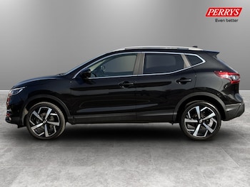 Used Nissan Qashqai 2018 for sale - 77896489: Photo