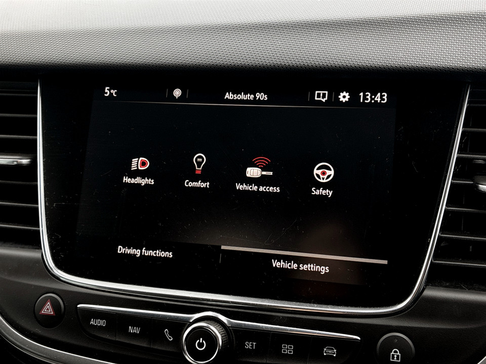 Used Vauxhall Crossland 2022 for sale - 77311050: Photo 32