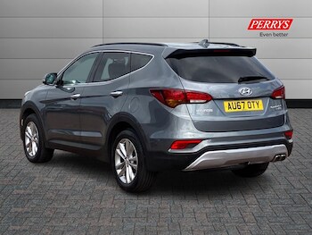 Used Hyundai Santa Fe 2017 for sale - 75637890: Photo