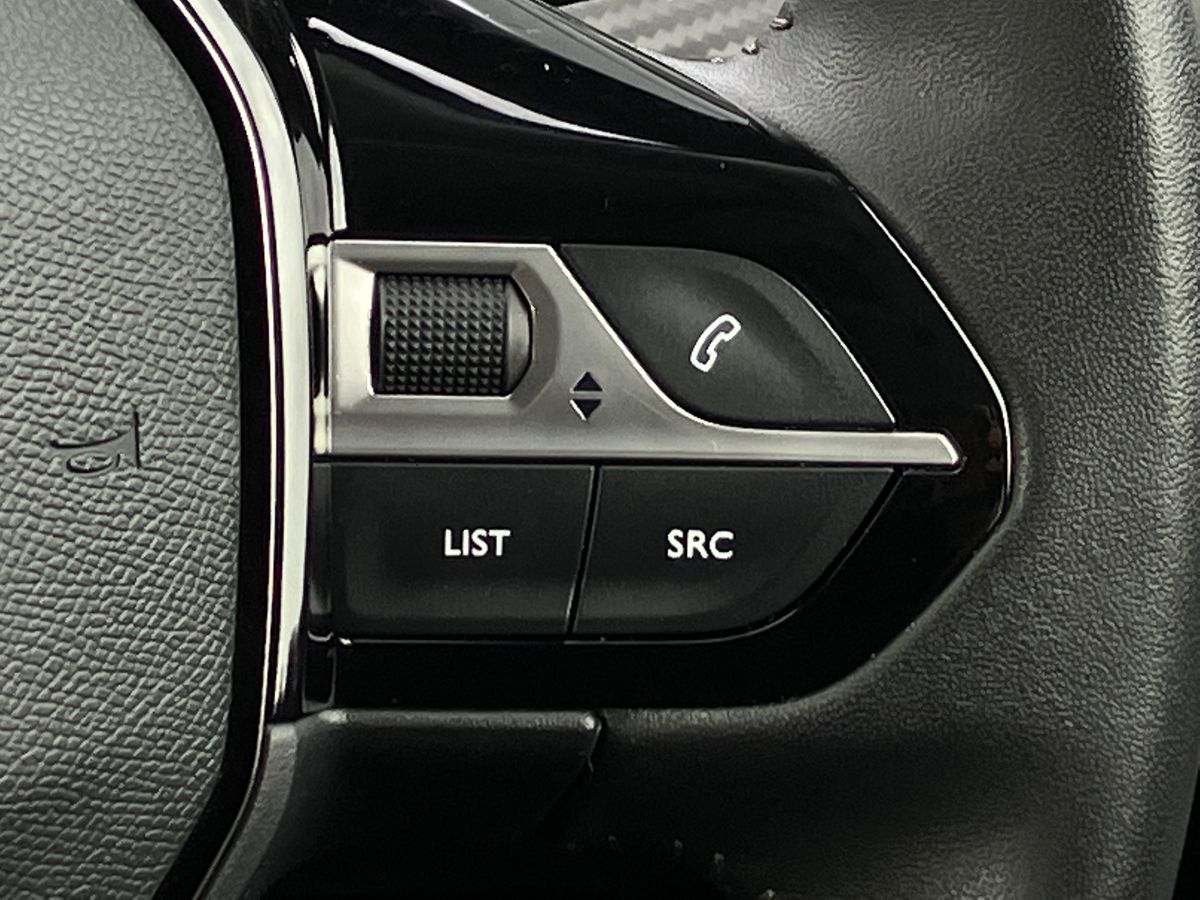 Used Peugeot 2008 2023 for sale - 77980565: Photo 39