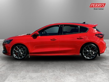 Used Ford Focus 2023 for sale - 78512300: Photo