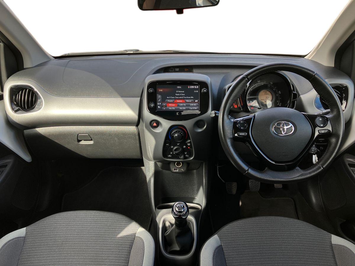 Used Toyota AYGO 2021 for sale - 76206978: Photo 10