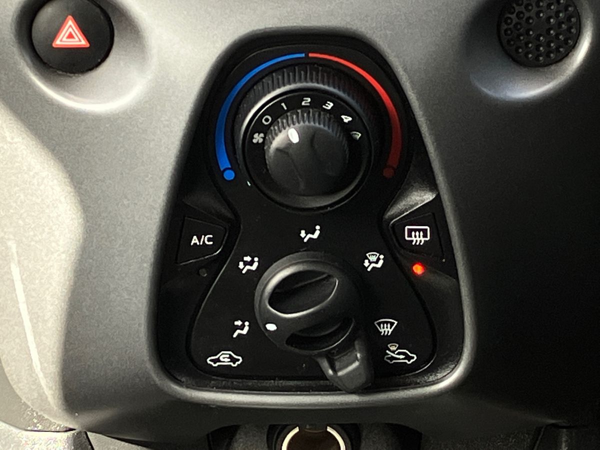 Used Toyota AYGO 2021 for sale - 76206978: Photo 14