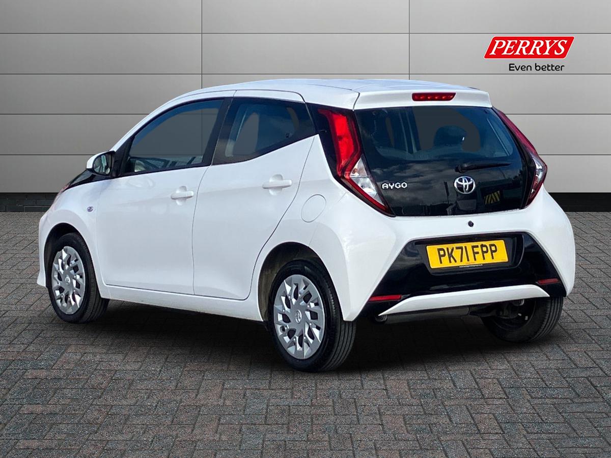 Used Toyota AYGO 2021 for sale - 76206978: Photo 2