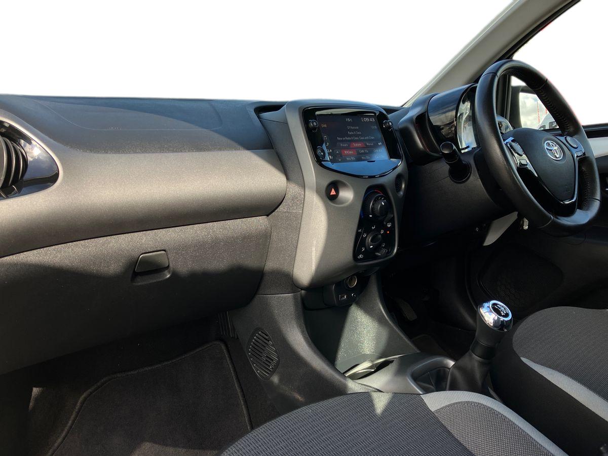 Used Toyota AYGO 2021 for sale - 76206978: Photo 7