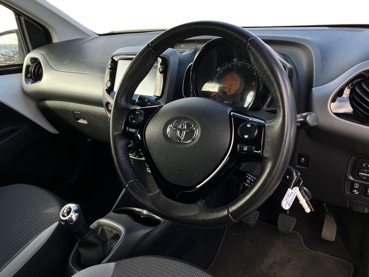 Used Toyota AYGO 2021 for sale - 76206978: Photo 9