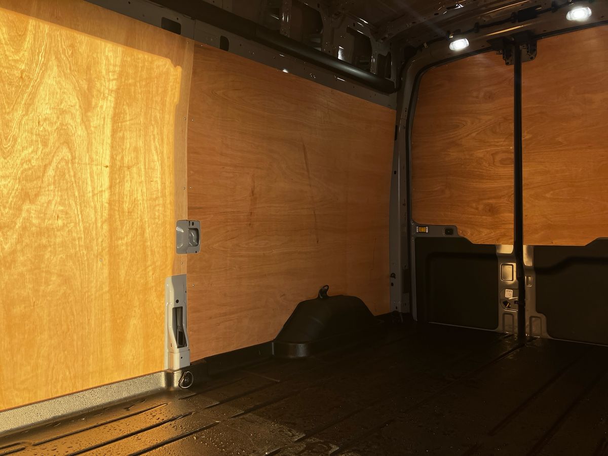 Used Ford Transit 2024 for sale - 76736027: Photo 22