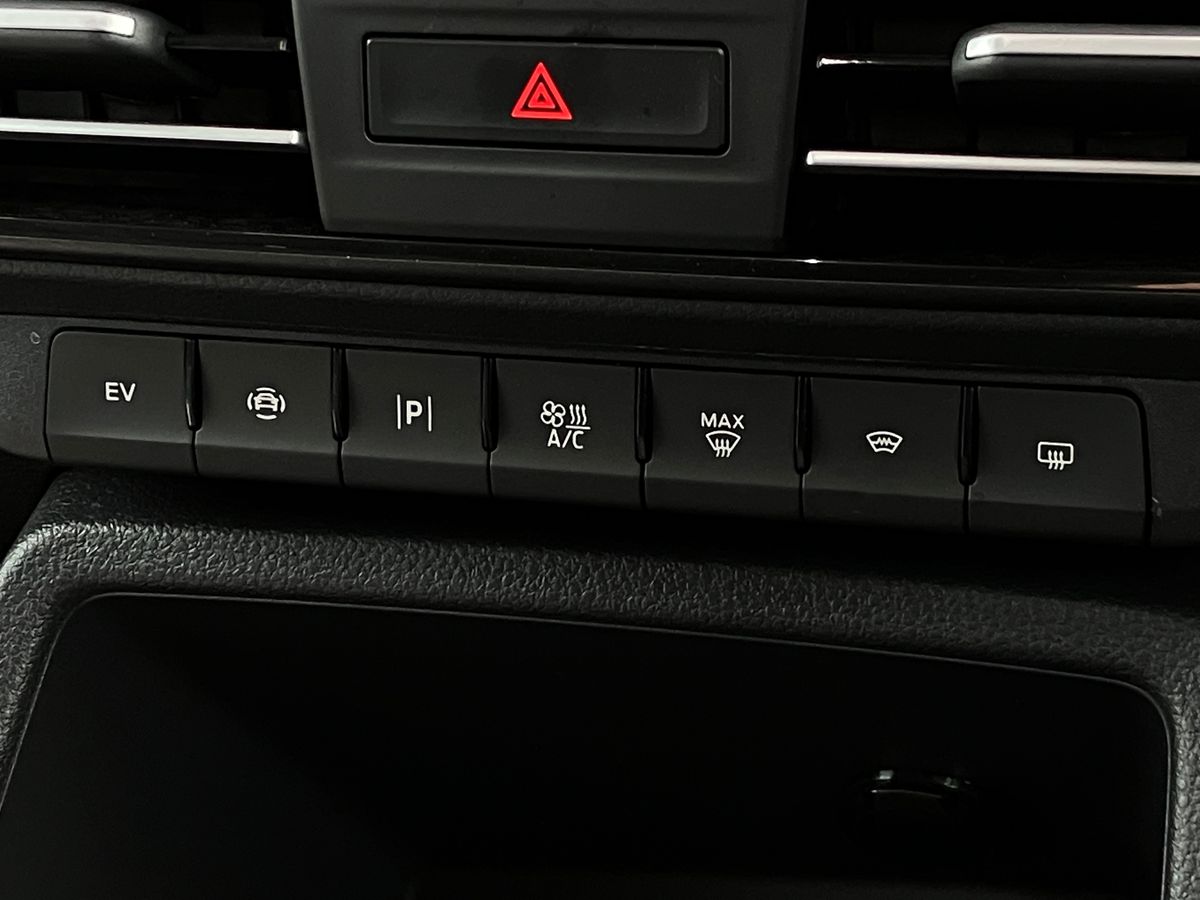 Used Ford Transit Connect 2025 for sale - 76330700: Photo 37
