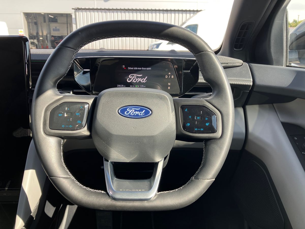 Used Ford Explorer 2024 for sale - 75849934: Photo 15