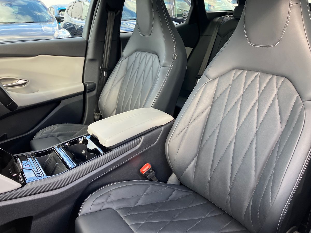 Used Ford Explorer 2024 for sale - 75849934: Photo 41