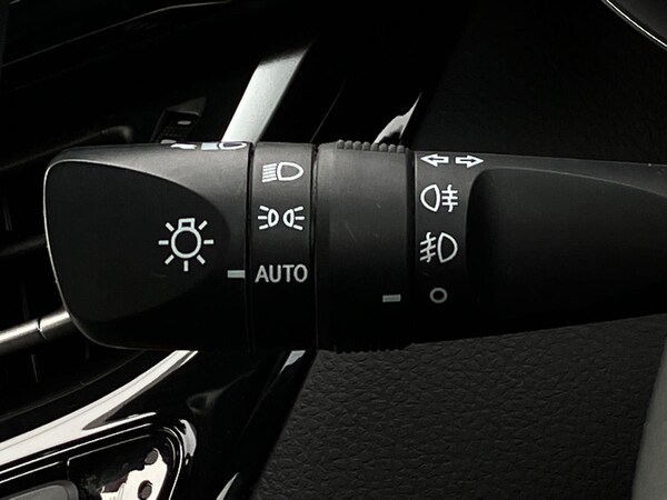 Used Toyota C-HR 2021 for sale - 75536357: Photo 40