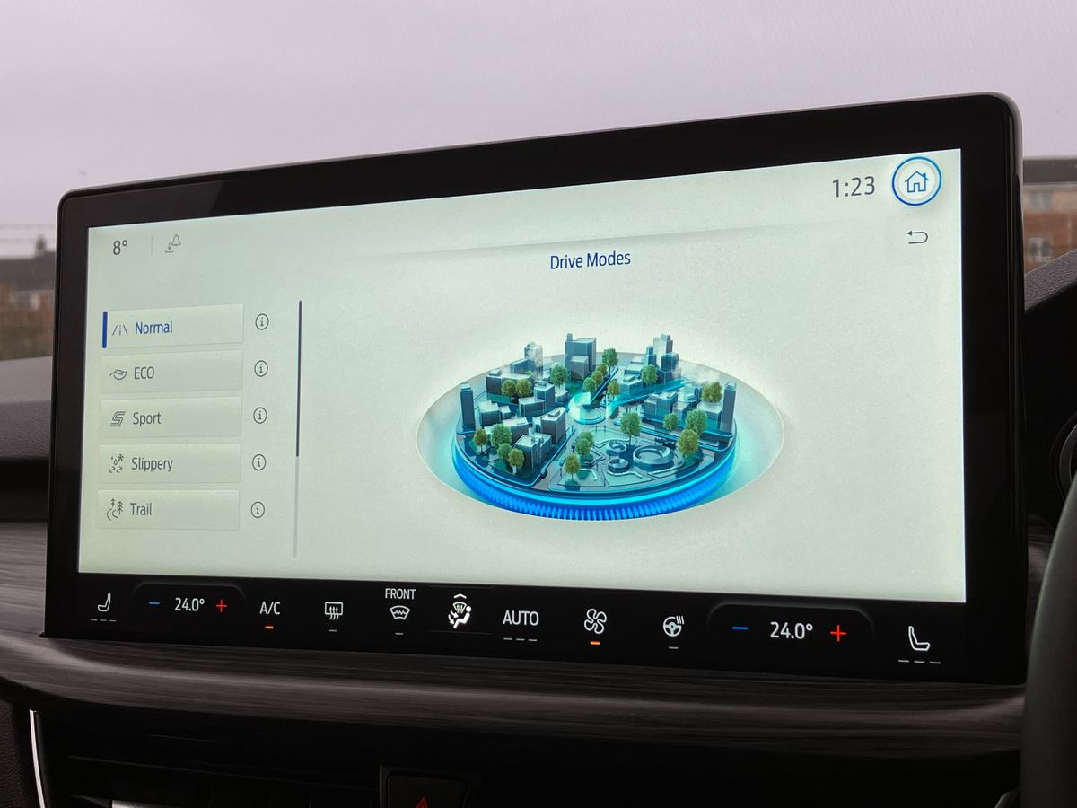 Used Ford Kuga 2024 for sale - 76905660: Photo 28