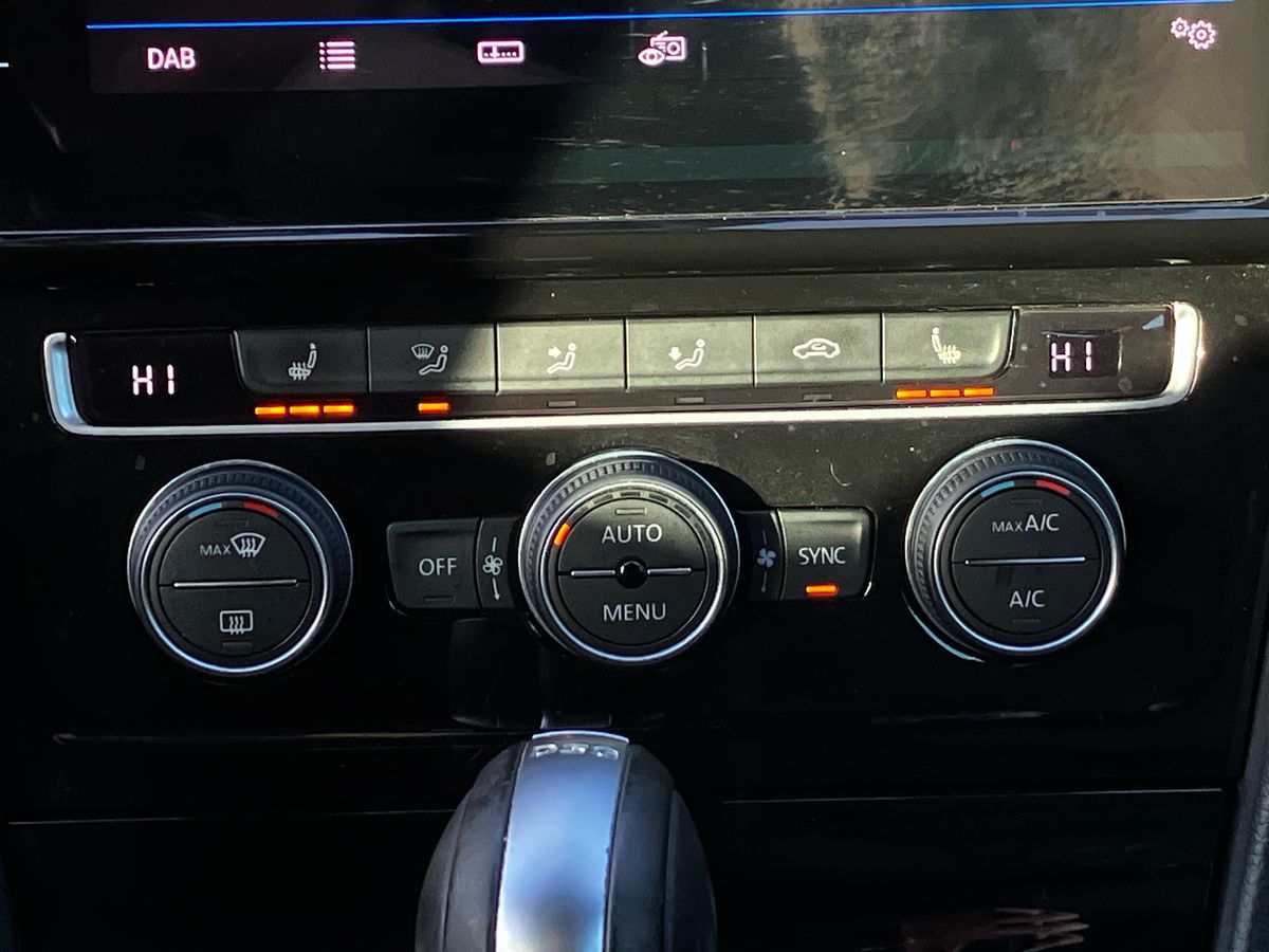 Used Volkswagen Golf 2019 for sale - 77259226: Photo 12