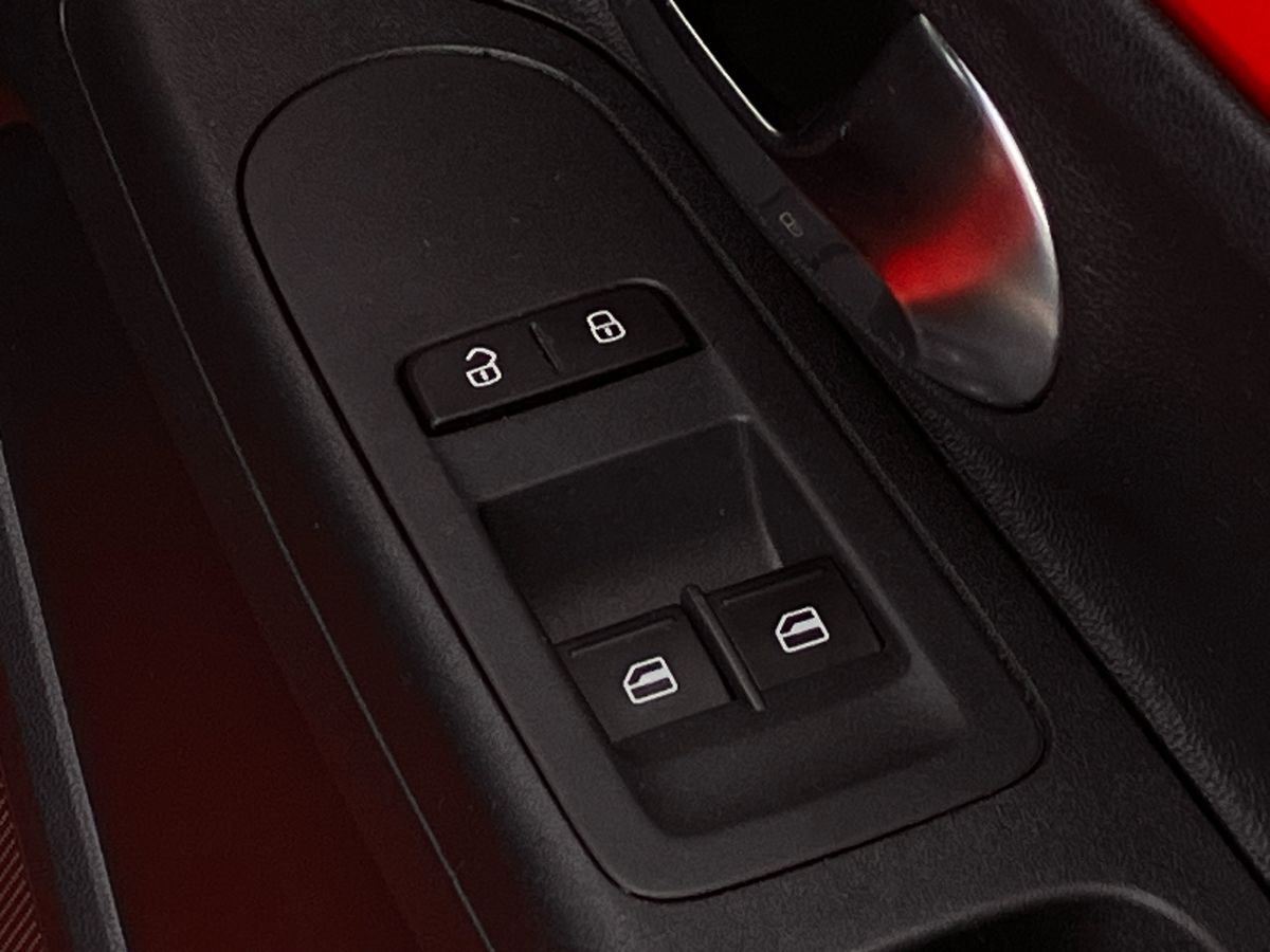 Used Volkswagen up! 2017 for sale - 76878364: Photo 18