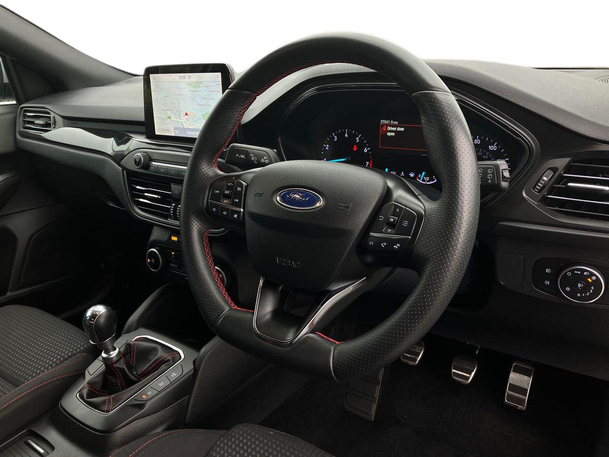 Used Ford Focus 2020 for sale - 76748613: Photo 8