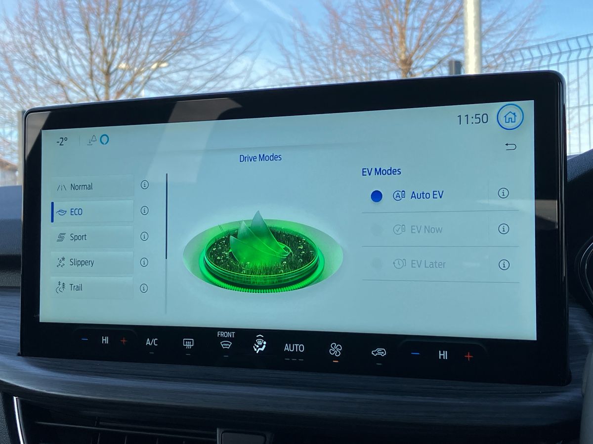 Used Ford Kuga 2024 for sale - 76625917: Photo 28