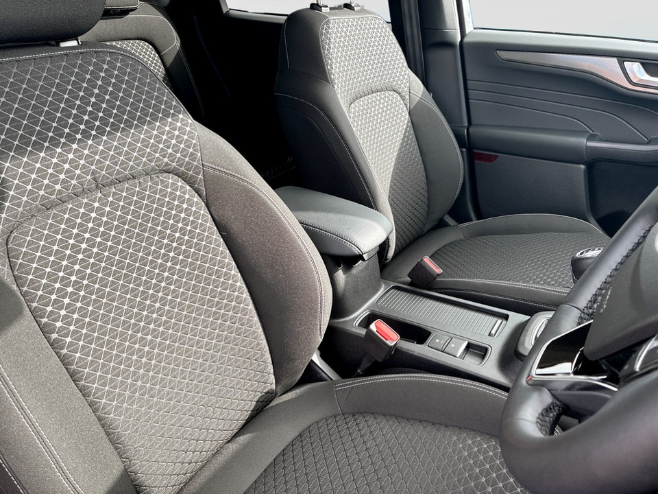 Used Ford Kuga 2025 for sale - 77517005: Photo 24