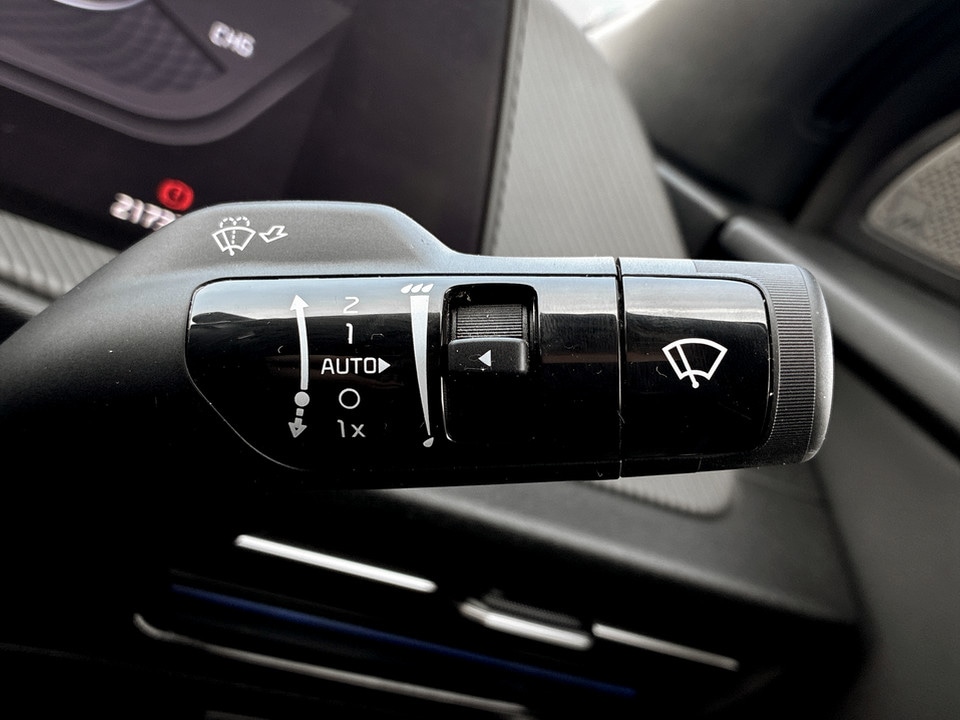 Used Kia EV6 2023 for sale - 77676783: Photo 32