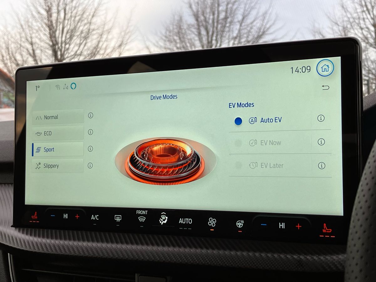 Used Ford Kuga 2025 for sale - 77180250: Photo 30