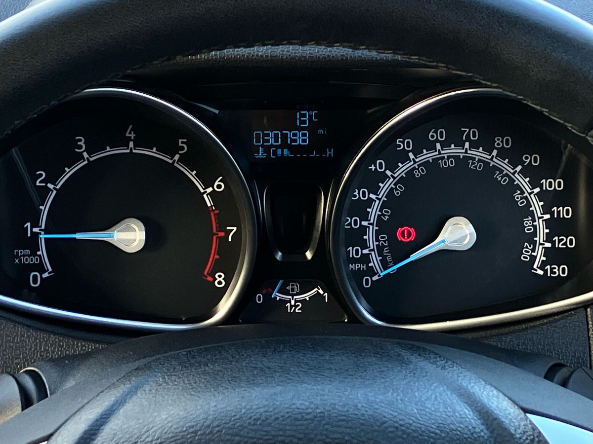 Used Ford Ecosport 2016 for sale - 76392019: Photo 14