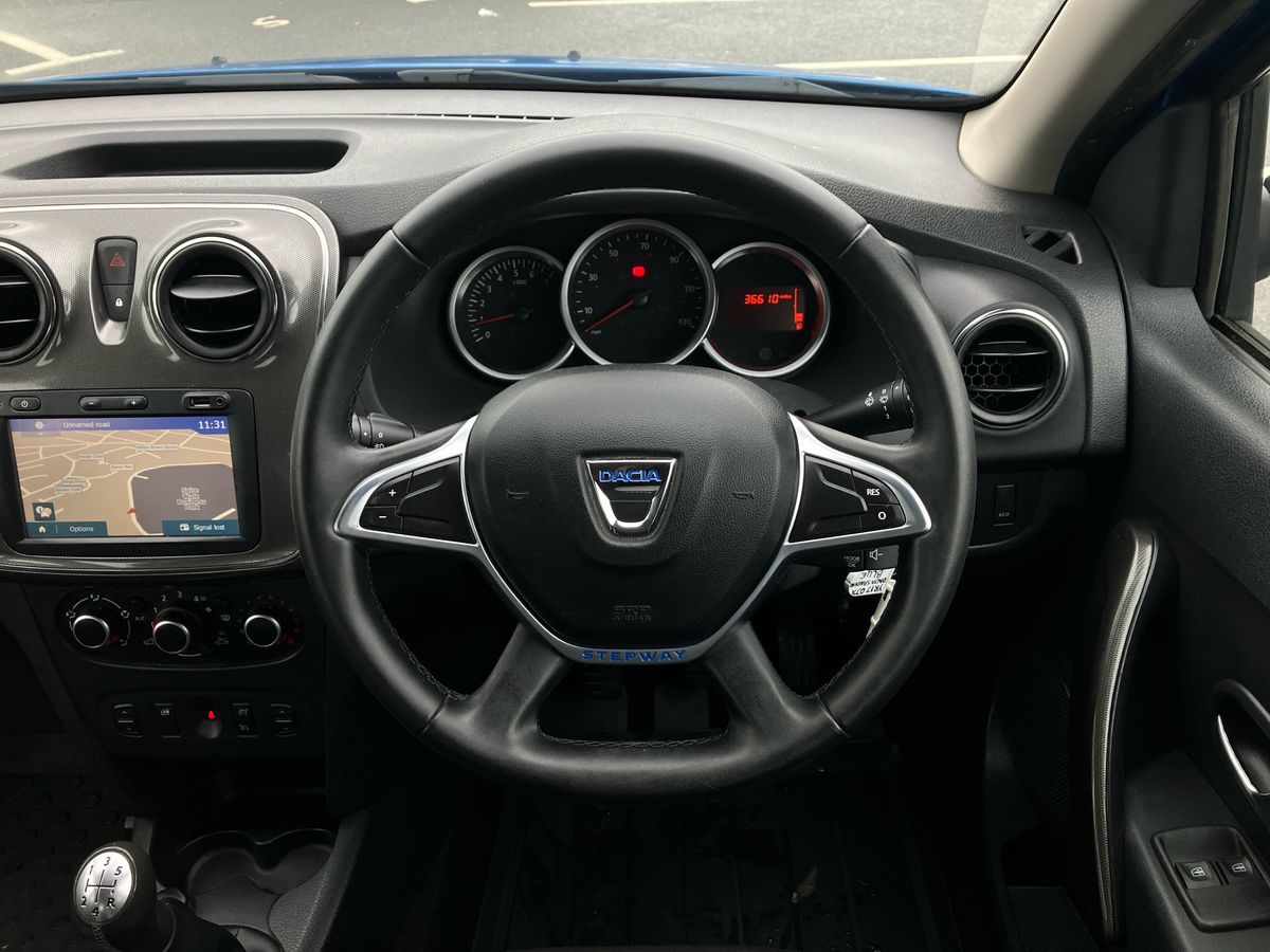 Used Dacia Sandero Stepway 2017 for sale - 76542413: Photo 15