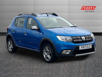 Used Dacia Sandero Stepway 2017 for sale - 76542413: Photo
