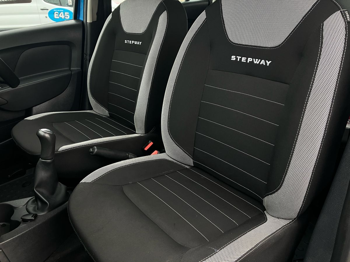 Used Dacia Sandero Stepway 2017 for sale - 76542413: Photo 21