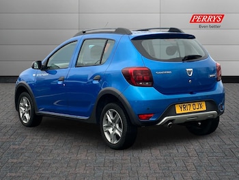Used Dacia Sandero Stepway 2017 for sale - 76542413: Photo