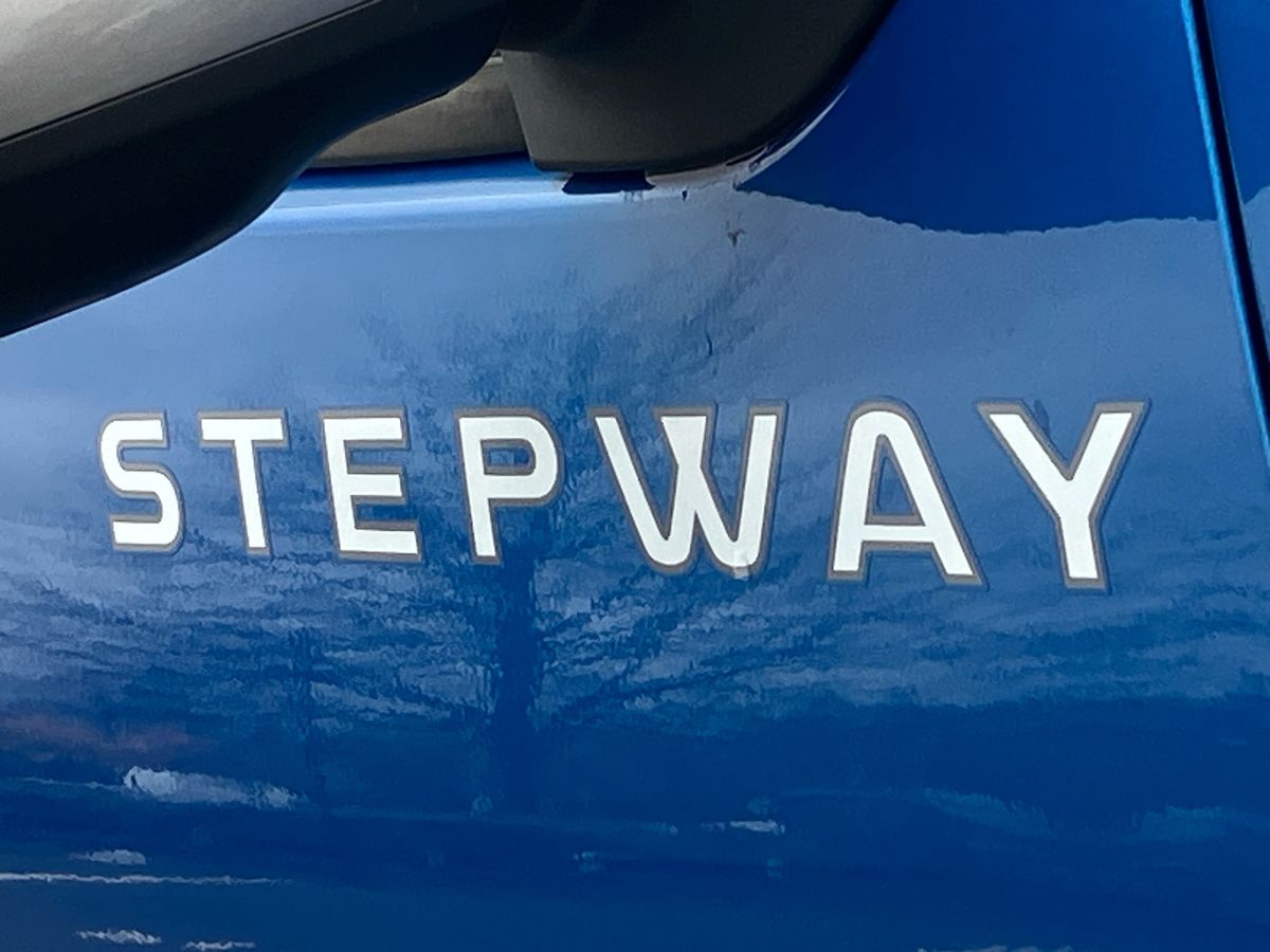 Used Dacia Sandero Stepway 2017 for sale - 76542413: Photo 42