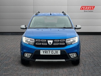 Used Dacia Sandero Stepway 2017 for sale - 76542413: Photo
