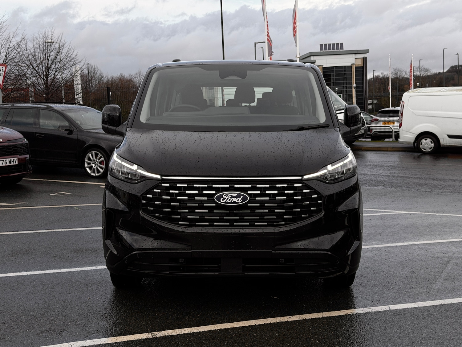 Used Ford Tourneo Custom 2026 for sale - 77666274: Photo 2