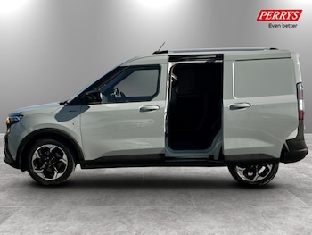 Used Ford Transit Courier 2025 for sale - 78209625: Photo