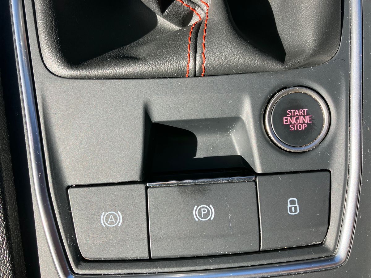 Used SEAT Leon 2021 for sale - 76341266: Photo 42