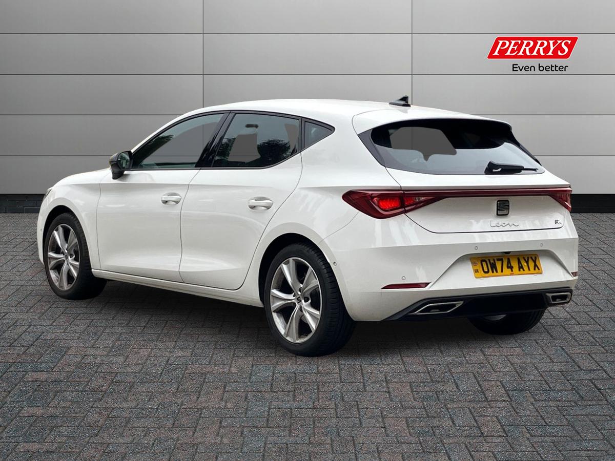 Used SEAT Leon 2025 for sale - 76391981: Photo 2