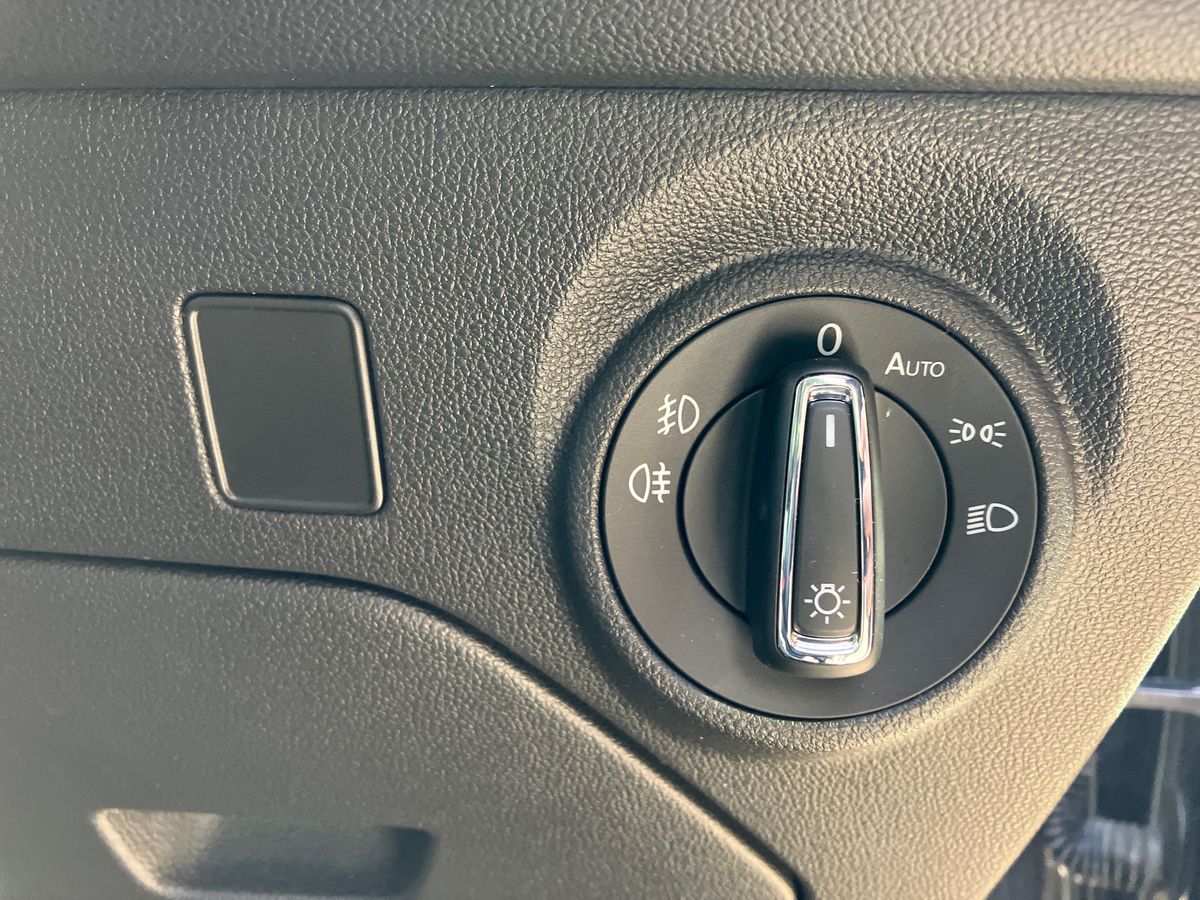 Used SEAT Leon 2019 for sale - 76525898: Photo 37