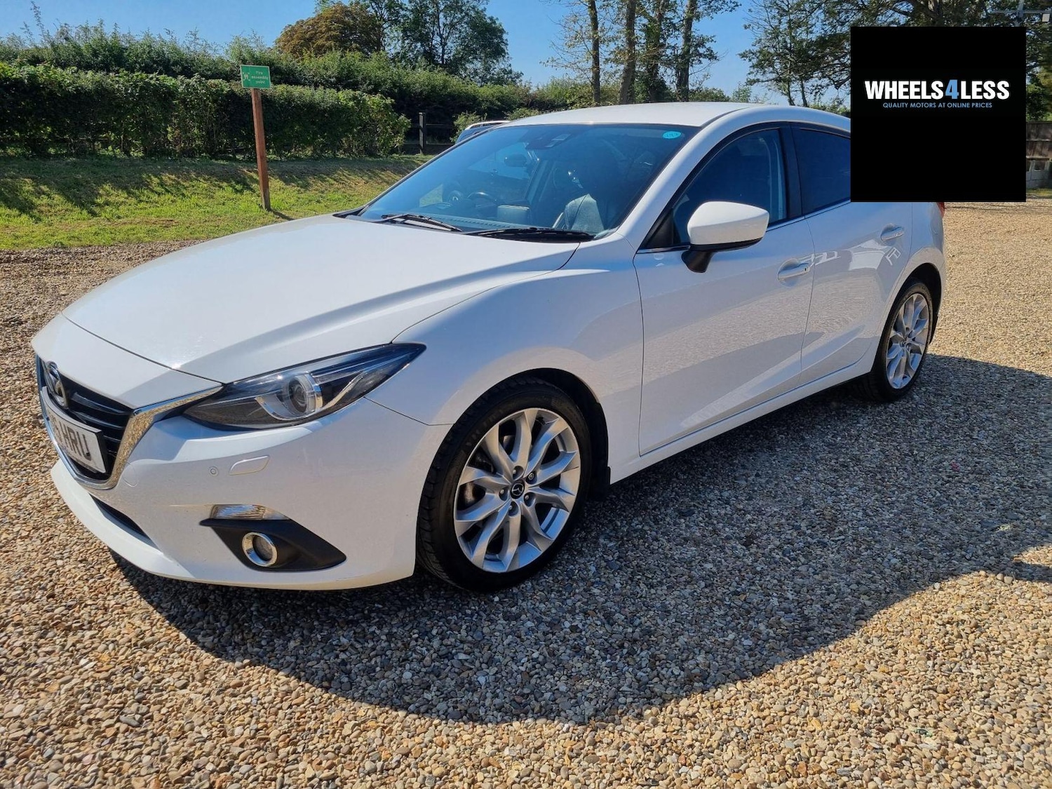Used Mazda Mazda3 2015 for sale - 76384599: Photo 2