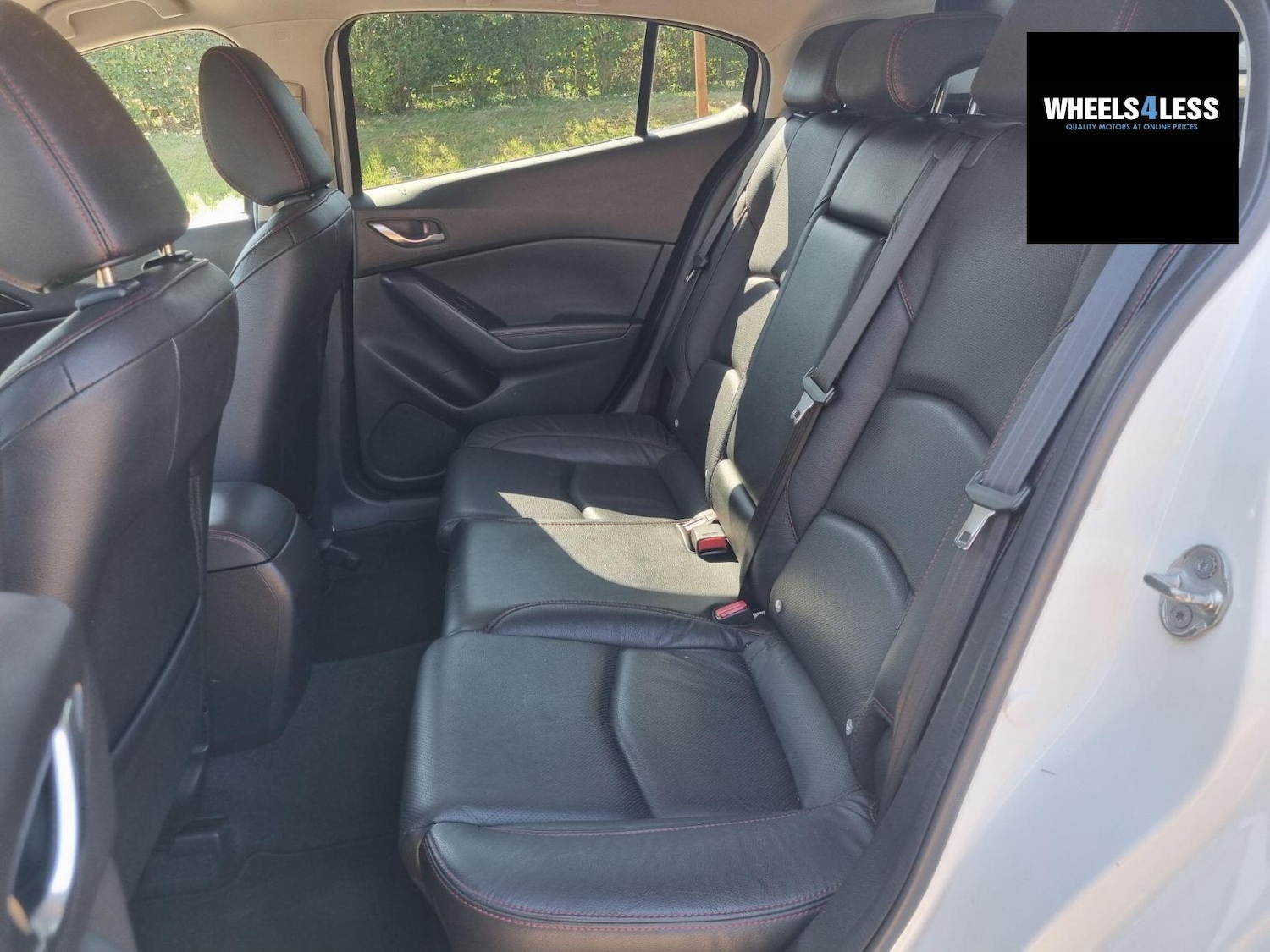 Used Mazda Mazda3 2015 for sale - 76384599: Photo 7