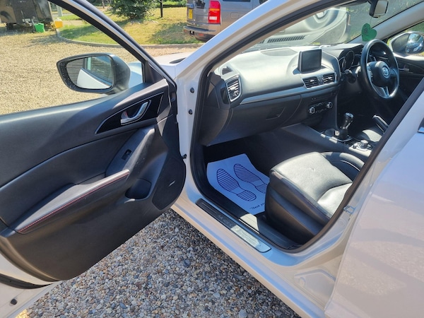 Used Mazda Mazda3 2015 for sale - 75635427: Photo 10