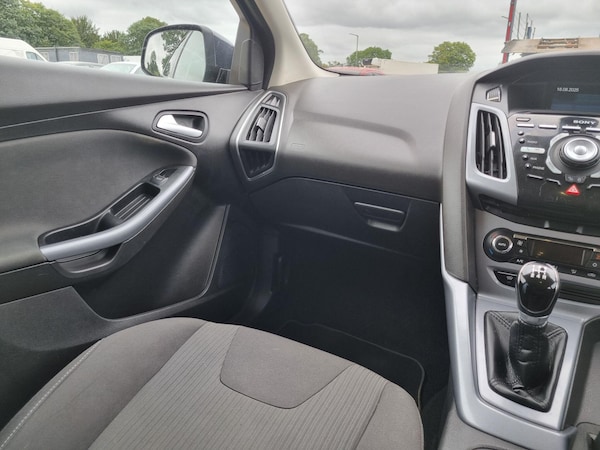 Used Ford Focus 2011 for sale - 75552428: Photo 21
