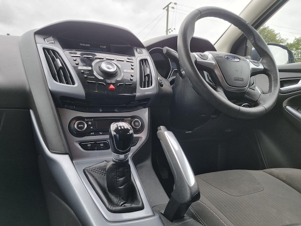 Used Ford Focus 2011 for sale - 75552428: Photo 22