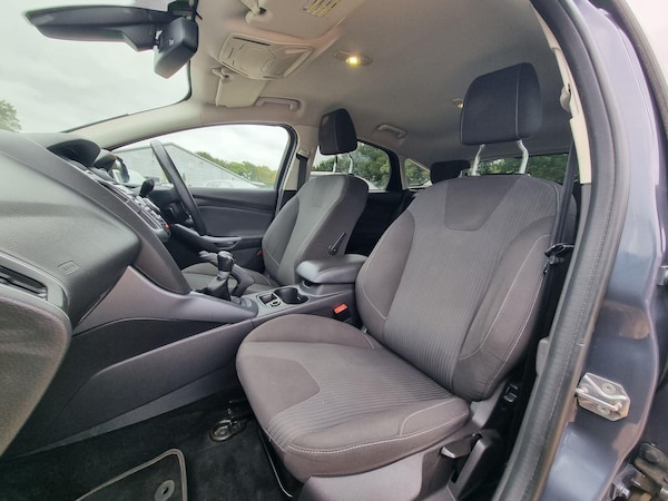 Used Ford Focus 2011 for sale - 75552428: Photo 28