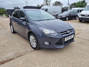 Used Ford Focus 2011 for sale - 75552428: Photo