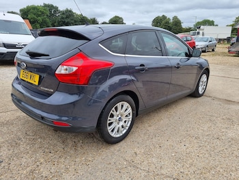 Used Ford Focus 2011 for sale - 75552428: Photo