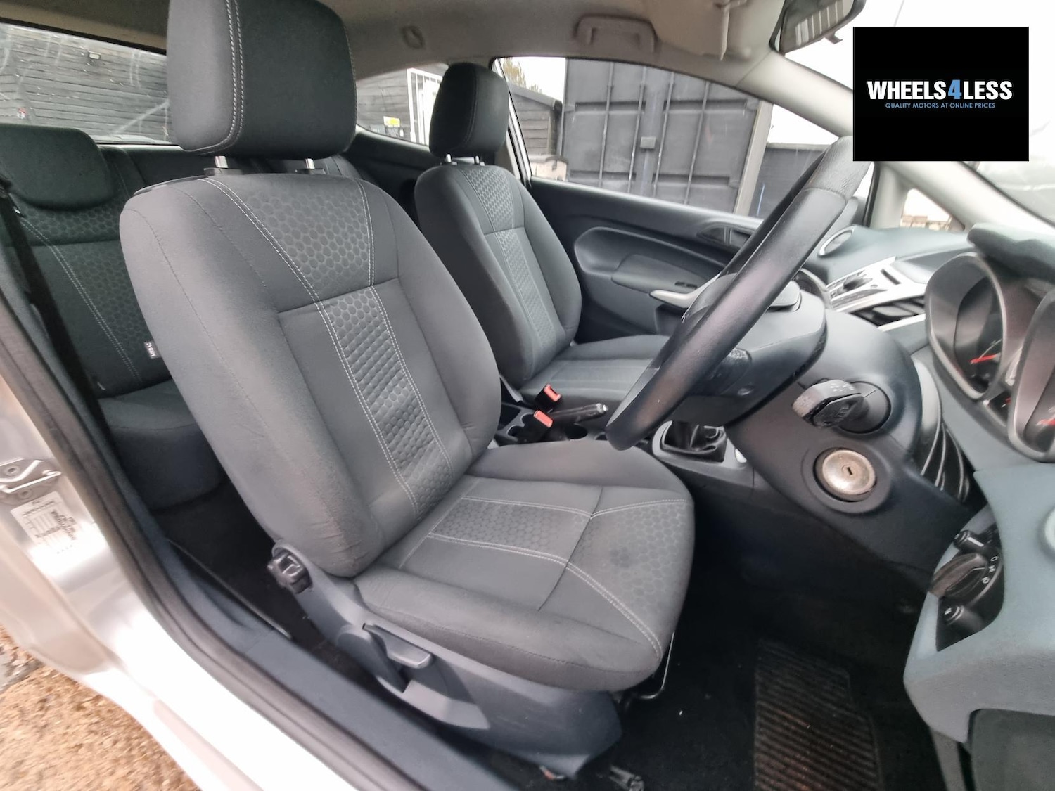 Used Ford Fiesta 2011 for sale - 76384600: Photo 13