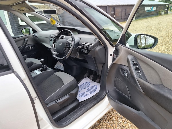 Used Citroen C4 Grand Picasso 2015 for sale - 75634820: Photo 9