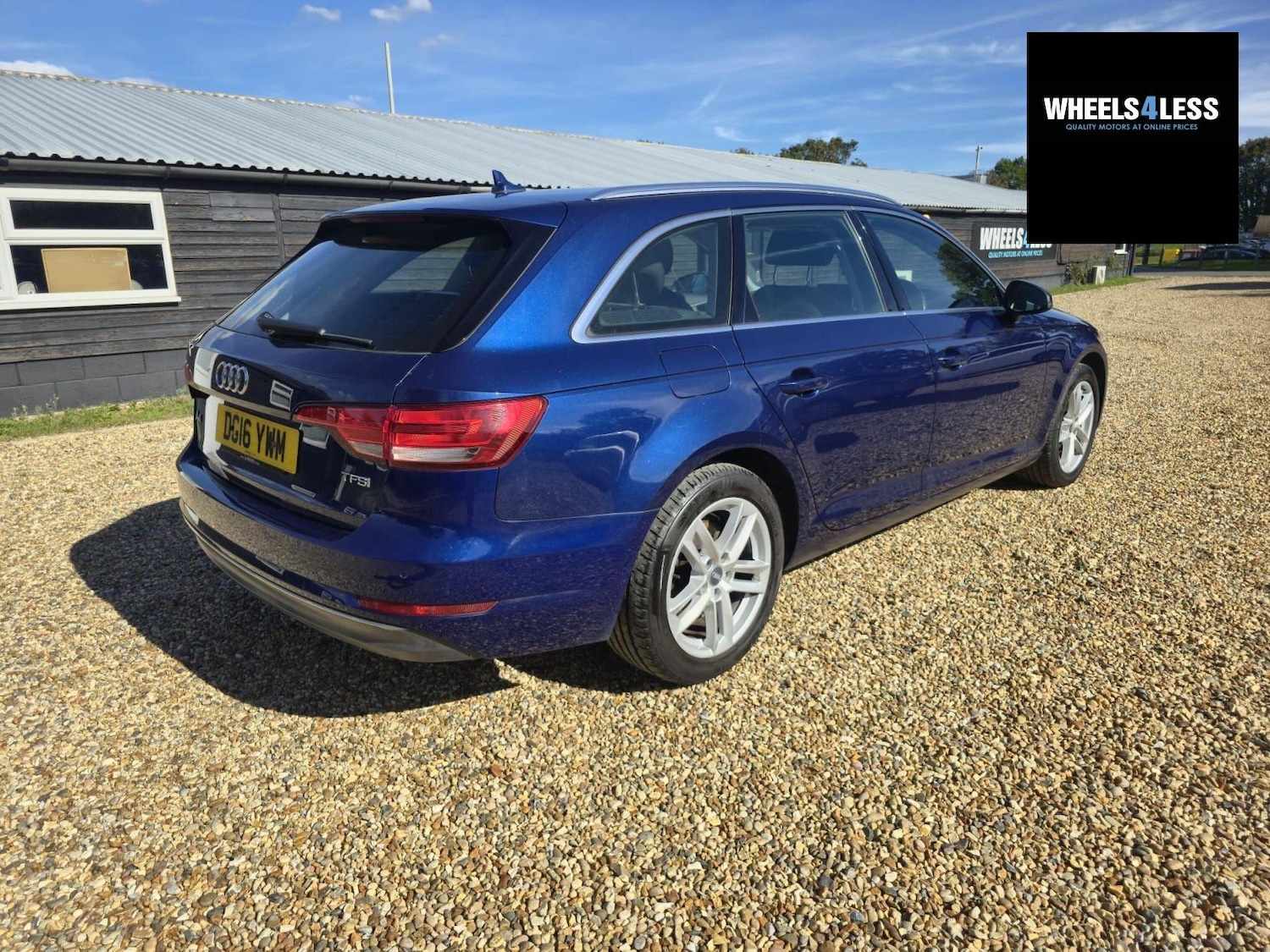 Used Audi A4 2016 for sale - 76384617: Photo 3